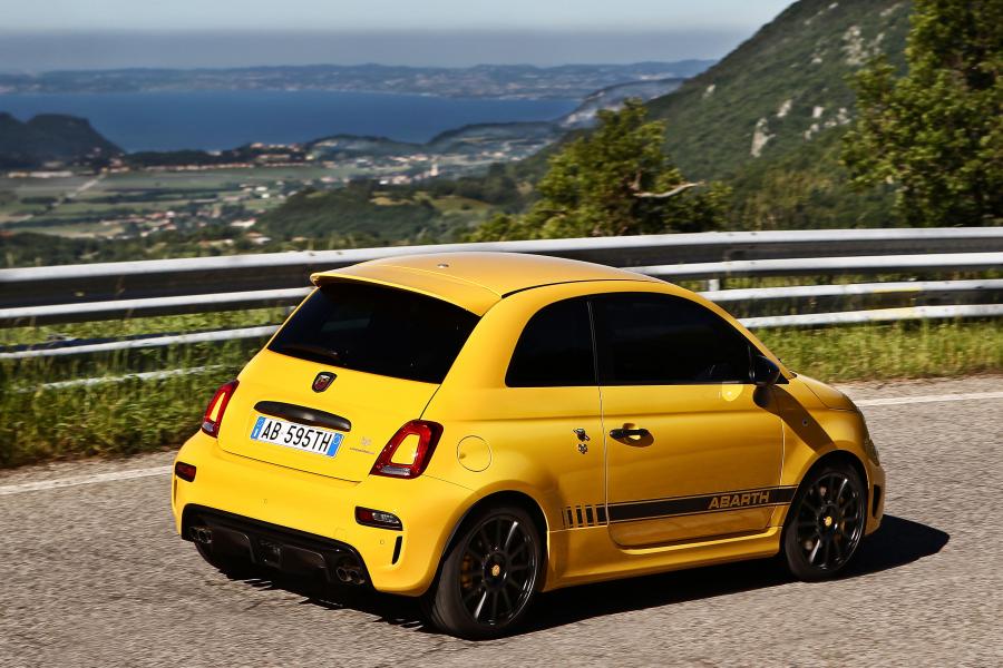  Abarth 595 Competizione (312) 2016 года  (фото 63 из 73)
